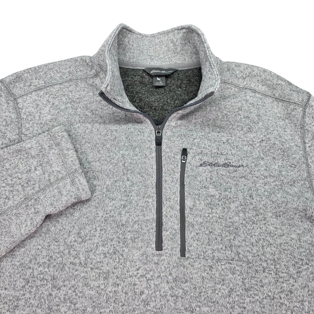 Eddie Bauer Mens XL Gray Heather Quarter Zip Fleece Pullover Sweater
Pristine